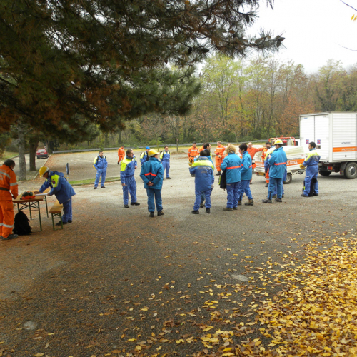 Esercitazione 28/12 n. 6 / 46427