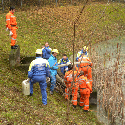 Esercitazione 28/12 n. 13 / 46434