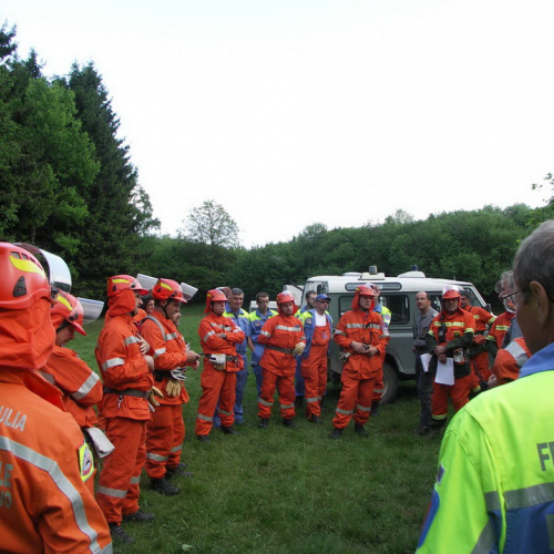 Esercitazione 16/05 n.17 / 39503