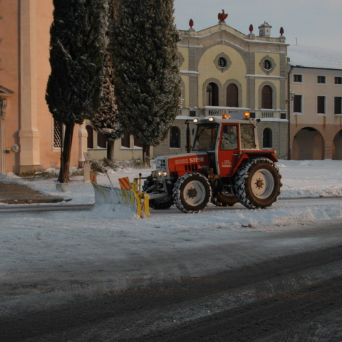 Interventi per nevicata 19/12/09 n. 20 / 46745