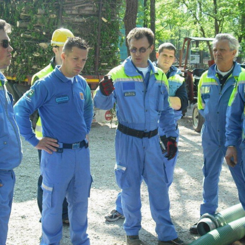 Attivit‡ addestrativa 17/04/11 n. 23 / 63957