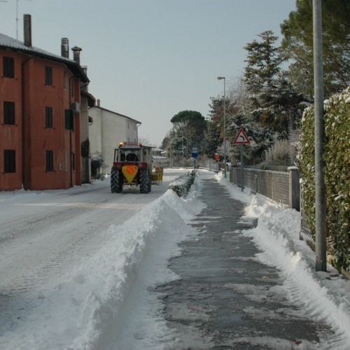 Interventi per nevicata 19/12/09 n. 25 / 46750
