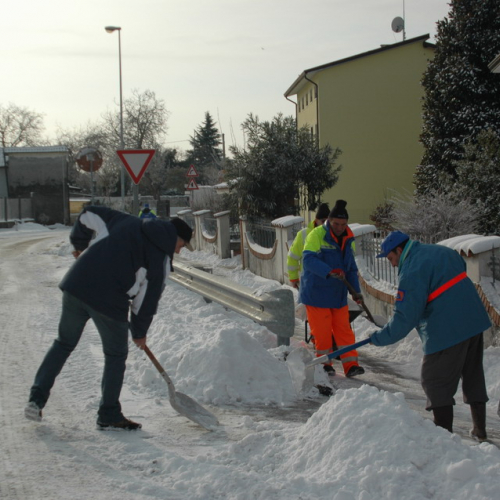 Interventi per nevicata 19/12/09 n. 27 / 46752