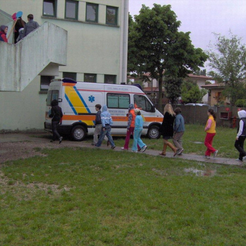 Prova evacuazione scuole 07/05 n. 20 / 51206