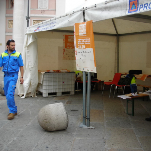 Stand per Terremoto io non rischio" n. 4""tand per "Terremoto io non ris""and per "Terremoto i""nd per "Ter""d p" / 100209
