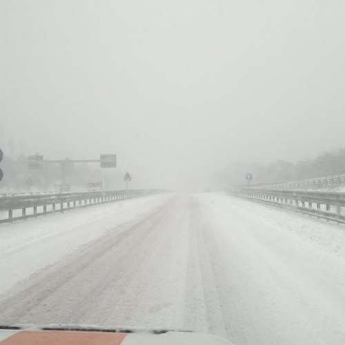 Emergenza neve a Trieste il 08/12/12 n. 6 / 89537