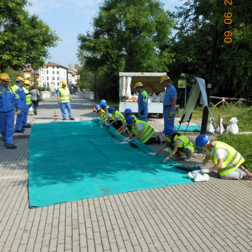 Campus con la scuola media Lozer n. 6 / 96575