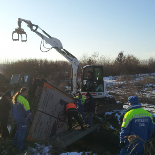 Intervento per camion rovesciato n. 13 / 89561