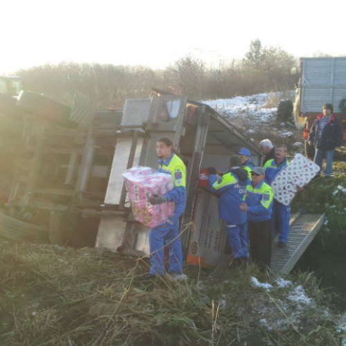 Intervento per camion rovesciato n. 20 / 89568
