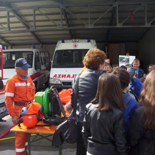 A Scuola di Protezione Civile 2011 n. 4 / 64705