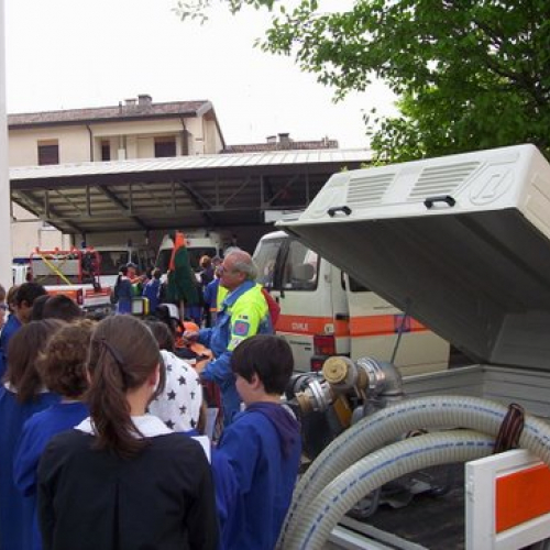 A Scuola di Protezione Civile 2011 n. 6 / 64707