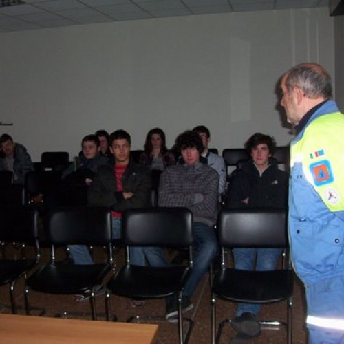 Prove Tecniche di Volontariato 2012 n. 3 / 76893