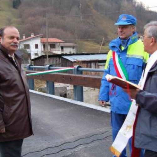 foto inaugurazione 3 / 18797