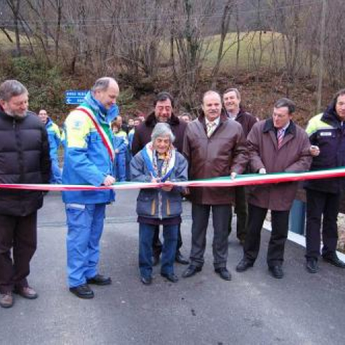 foto inaugurazione 6 / 18800
