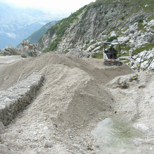 11lavori in corso 06.JPG / 29704