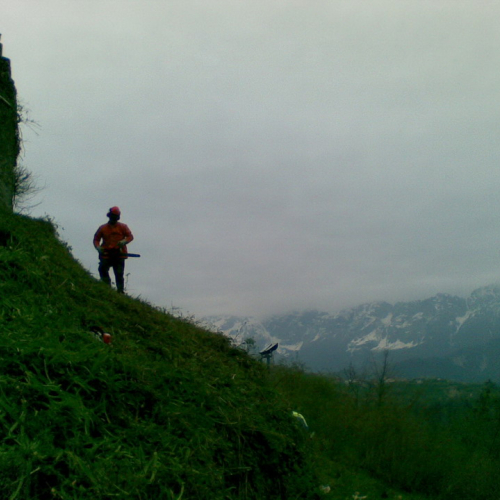 Intervento di pulizia Pieve di San Pietro (Zuglio) n. 2 / 107834