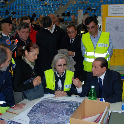 Visita Berlusconi 10/04 n.12 / 37677