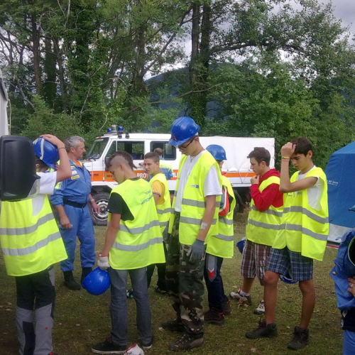 Attivit‡ con i ragazzi del Gruppo di Cavasso Nuovo n. 31 / 85384