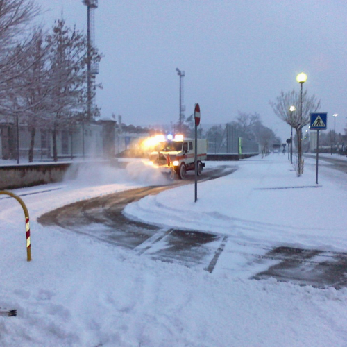 Interventi volontari per nevicata 17/12/10 n. 2 / 59601
