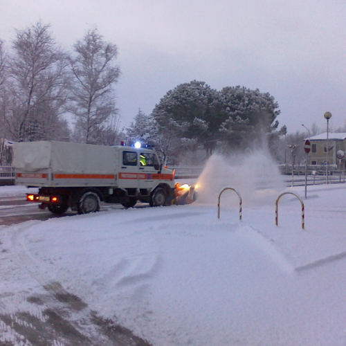 Interventi volontari per nevicata 17/12/10 n. 5 / 59604