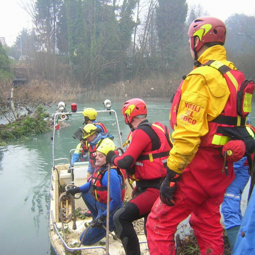 Intervento volontari 07/01 n. 16 / 59957