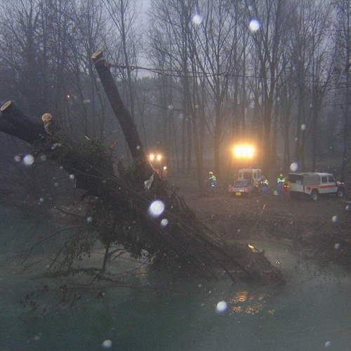 Intervento volontari 07/01 n. 33 / 59974