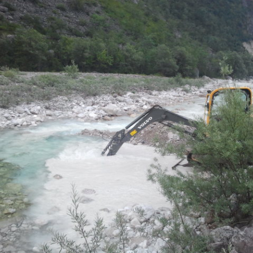 Interventi del 12/08 n. 5 / 98345