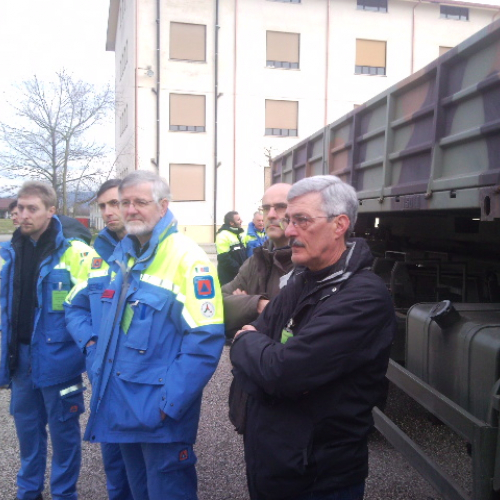 Visita all'8∞ Reggimento Trasporti dell'Esercito n. 1 / 90589