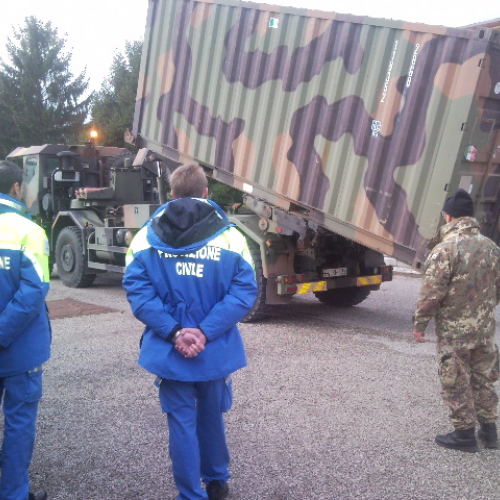 Visita all'8∞ Reggimento Trasporti dell'Esercito n. 4 / 90592