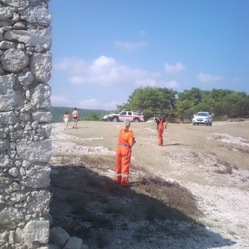 I volontari del 9∞ turno AIB in Puglia n. 19 / 98958