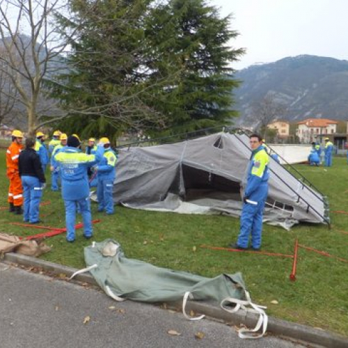 Esercitazione montaggio tende n. 9 / 102257