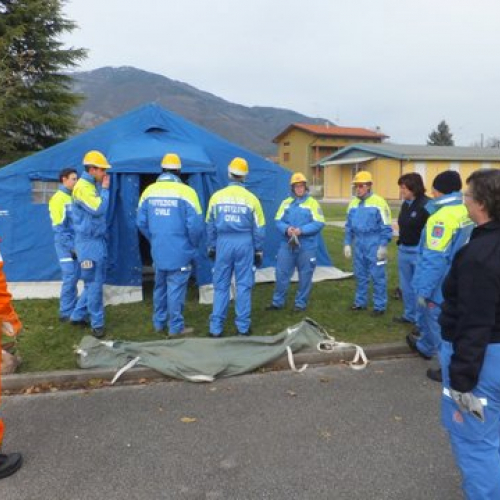 Esercitazione montaggio tende n. 15 / 102263