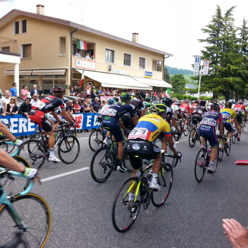 Supporto partenza 20™ tappa 97∞ Giro d'Italia (Maniago-Monte Zoncolan) n. 17 / 109636