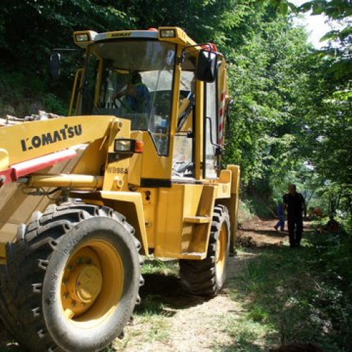 attivit‡ ripristino di una pista forestale n. 22 / 53640