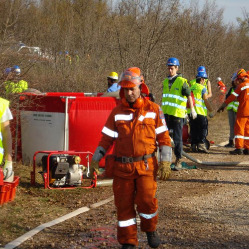 Gallery attivit‡ aib e primo soccorso n. 10 / 78148