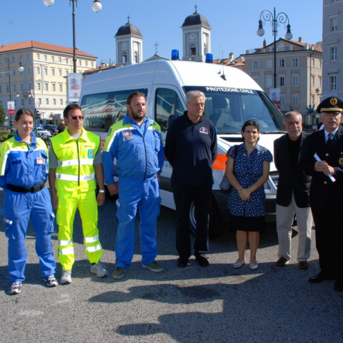 Consegna automezzi a Trieste n. 20 / 70957