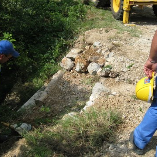 attivit‡ ripristino di una pista forestale n. 46 / 53664