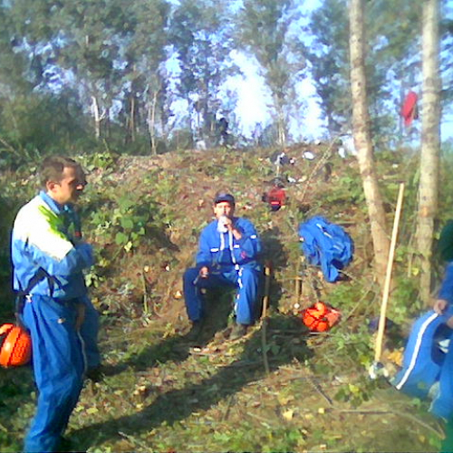 6 AL LAVORO NEL BOSCO .jpg / 22654