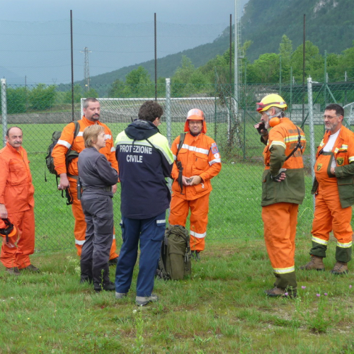 Esercitazione Monte Amariana - Fuoco in Pineit 2012" n. 18""sercitazione "Monte Amariana - Fuoco in Pine""ercitazione "Monte Amariana - ""rcitazione "Monte""citaz" / 83817