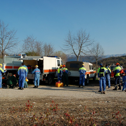 Esercitazione Alvei puliti" sul Torre n. 1""sercitazione "Alvei puliti" ""ercitazione "A""r" / 63592