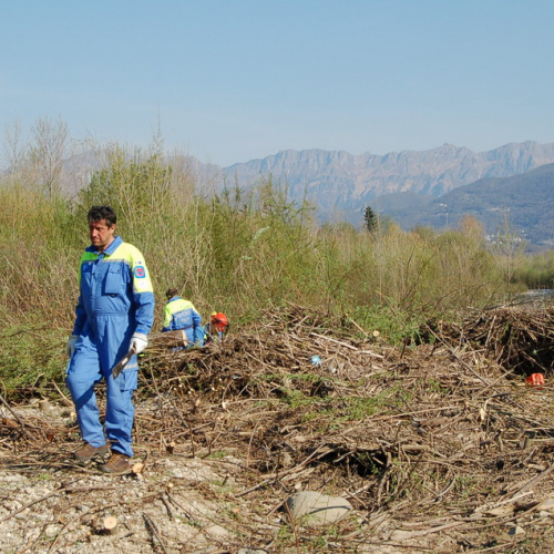 Esercitazione Alvei puliti" sul Torre n. 30""sercitazione "Alvei puliti" s""ercitazione "Al""rc" / 63621