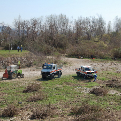 Esercitazione Alvei puliti" sul Torre n. 42""sercitazione "Alvei puliti" s""ercitazione "Al""rc" / 63633