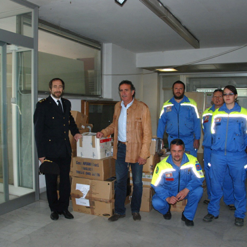 Progetto un libro per Aulla" n. 18""rogetto "un libro per Aul""ogetto "un libro""getto "u""e" / 80613
