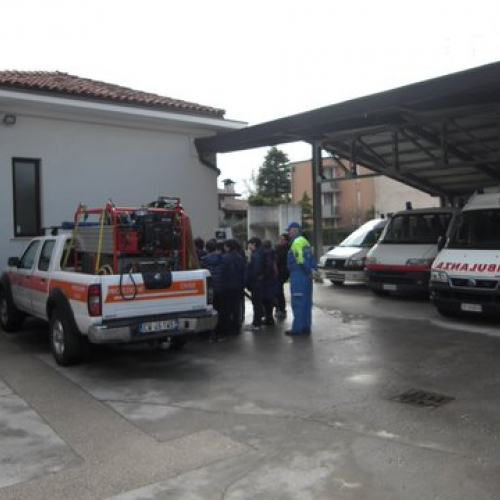 A Scuola di Protezione Civile 2012 n. 16 / 79863