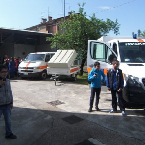 A scuola di Protezione Civile 2014 Maniago n. 25 / 108019