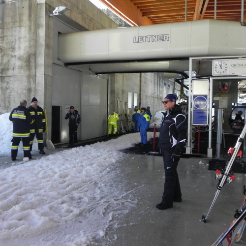 Attivit‡ di supporto Coppa del mondo di sci alpino paraolimpico" n. 13""ttivit‡ di supporto "Coppa del mondo di sci alpin""tivit‡ di supporto "Coppa de""ivit‡ di" / 104702