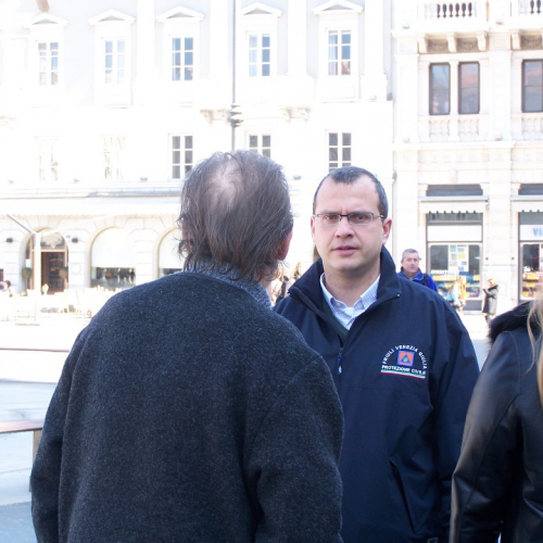 foto consegna mezzo 29/03/08 n. 4 / 21900