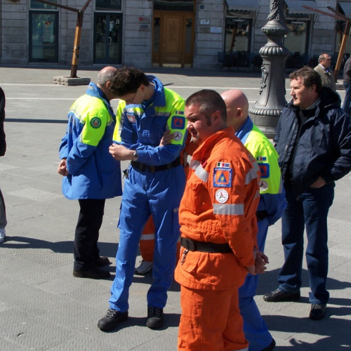 foto consegna mezzo 29/03/08 n. 19 / 21915