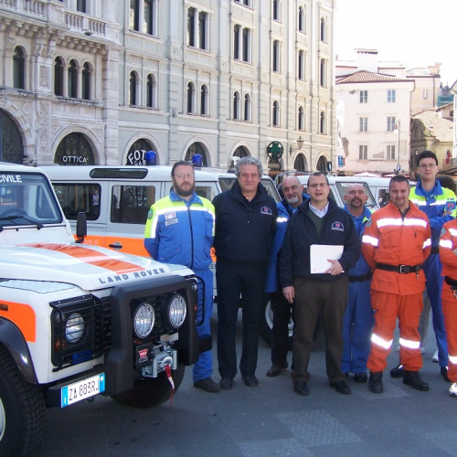 foto consegna mezzo 29/03/08 n. 25 / 21921