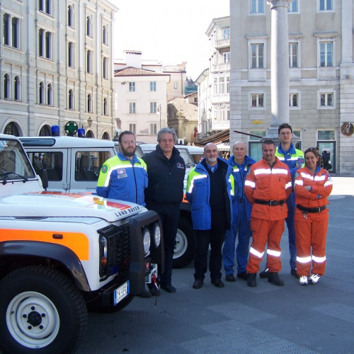 foto consegna mezzo 29/03/08 n. 27 / 21923